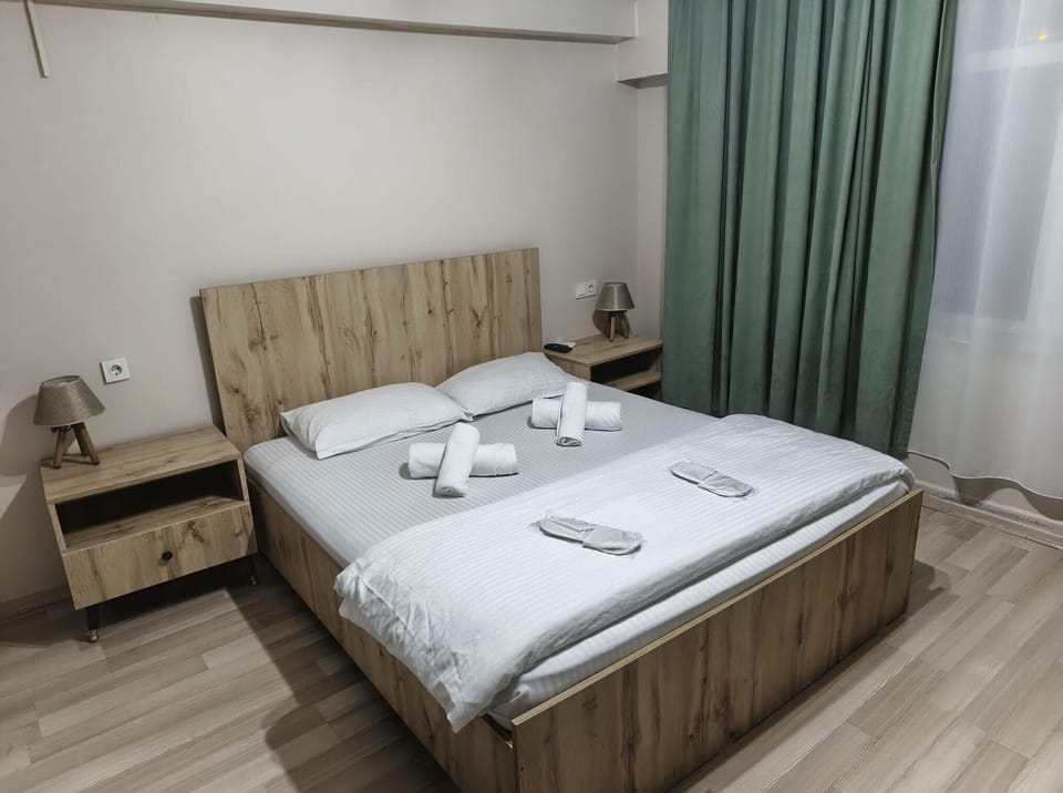 Comfort Double Room | Premium bedding, individually decorated, individually furnished, desk