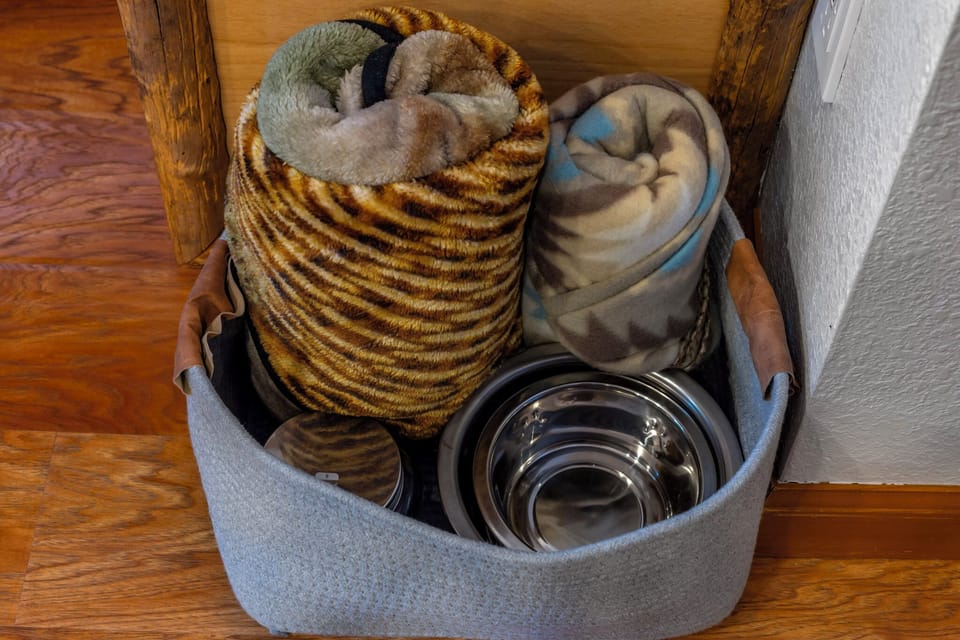 Dog Friendly: Blankets, food and water bowls, poop bags