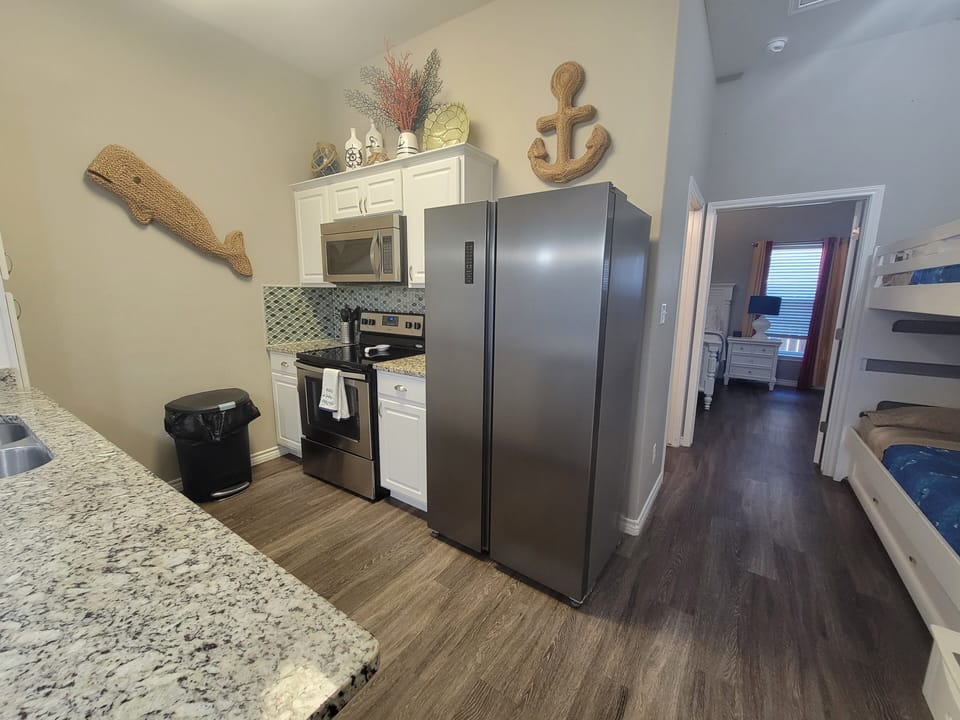 Fully equipped kitchen