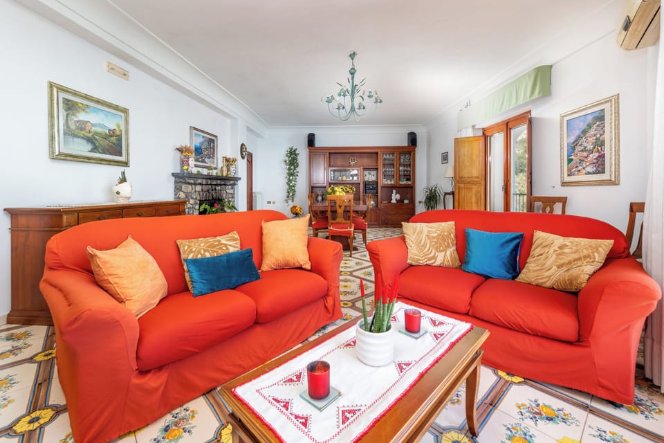 Exclusive House | Living area