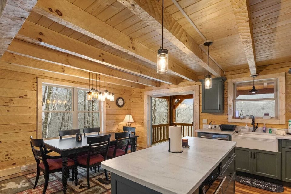 Kitchen Open to the Dining Table