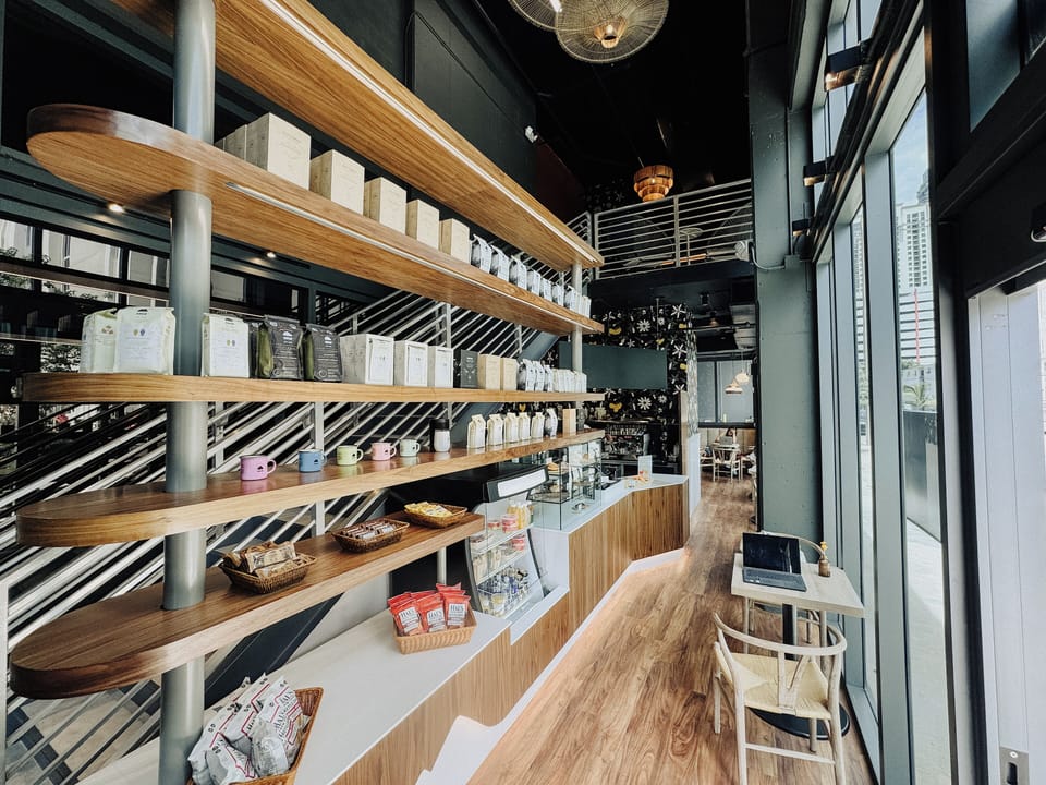 Inside Cafe (2)