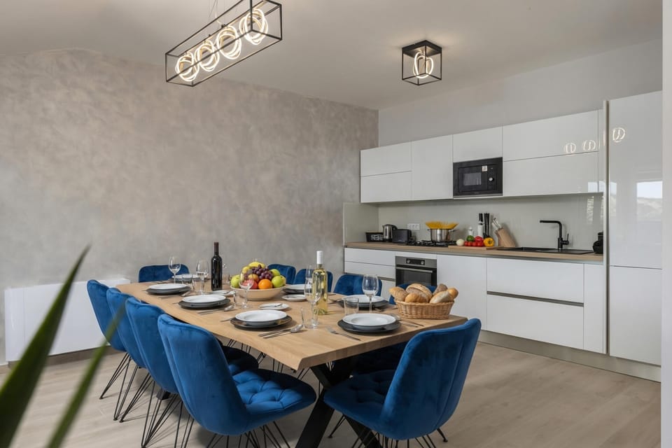 Kitchen and dining area