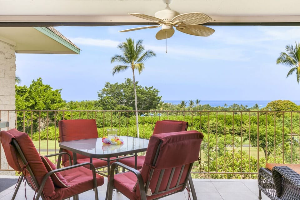 Outdoor dining is a must on the island