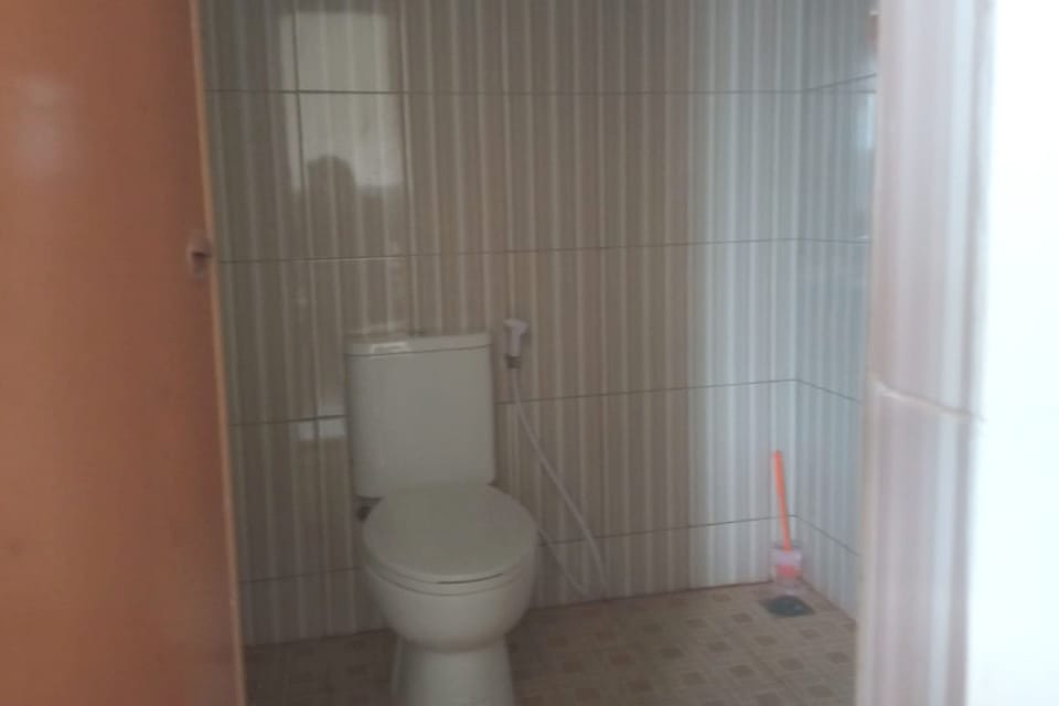 Standard Double Room | Bathroom | Shower, towels, soap