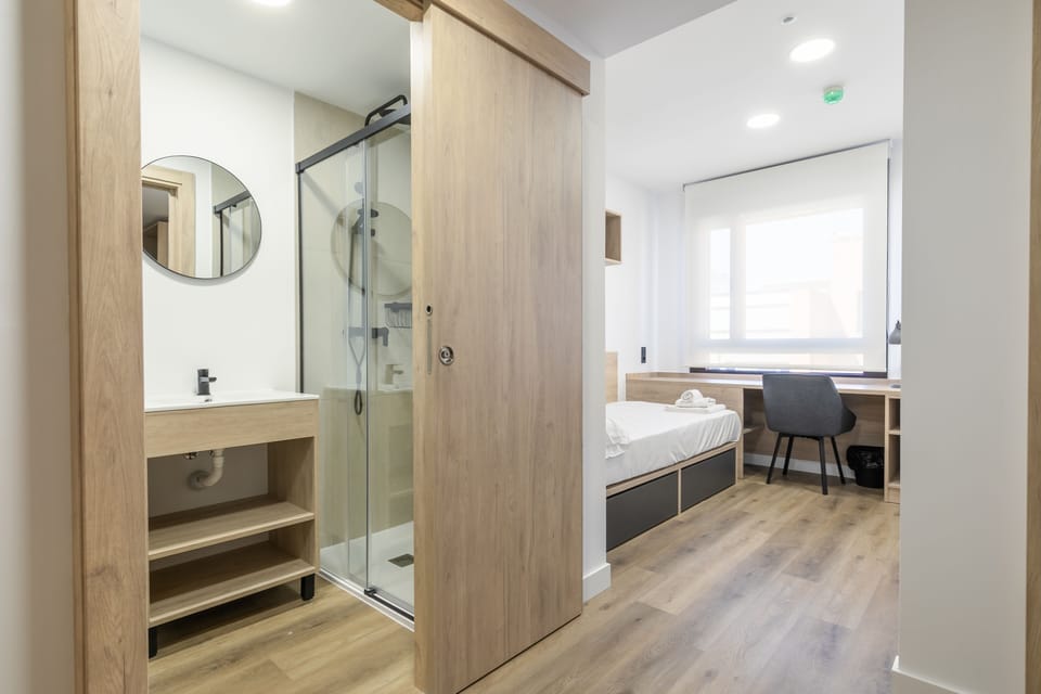 Basic Double Room | Free WiFi