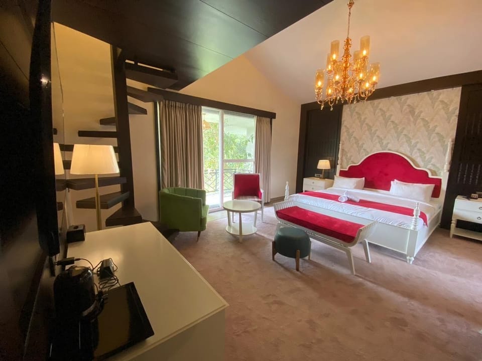 Premium Room | 1 bedroom, Egyptian cotton sheets, premium bedding, memory foam beds