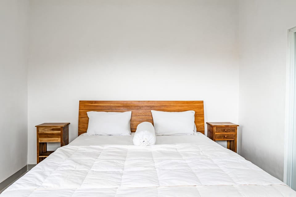 Deluxe Studio | Desk, free WiFi, bed sheets