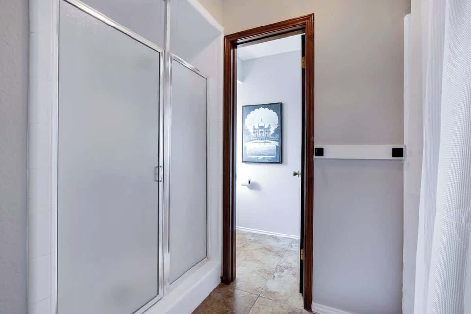 Taj Mahal Master Dual Showers and Separate Toilet Room