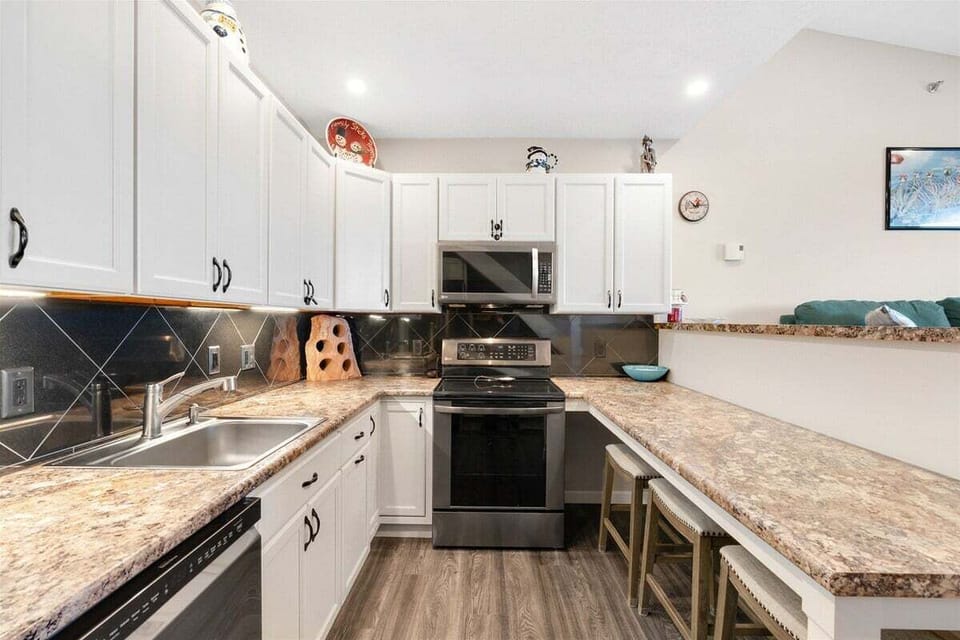 Kitchen/dining area