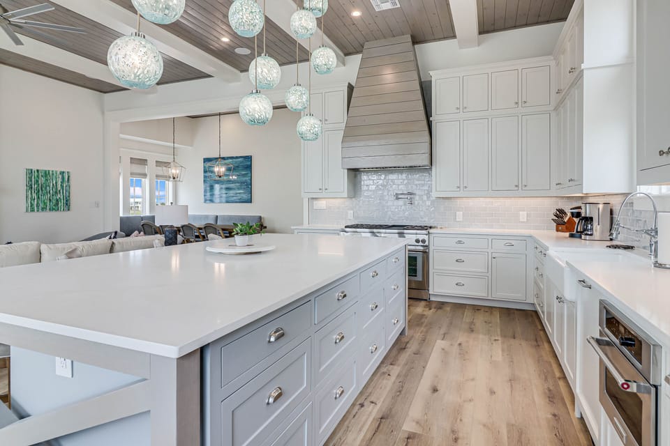 Kitchen, 2nd Floor