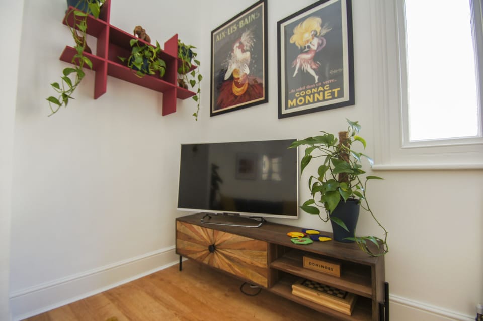 Classic Apartment, Non Smoking | Living area