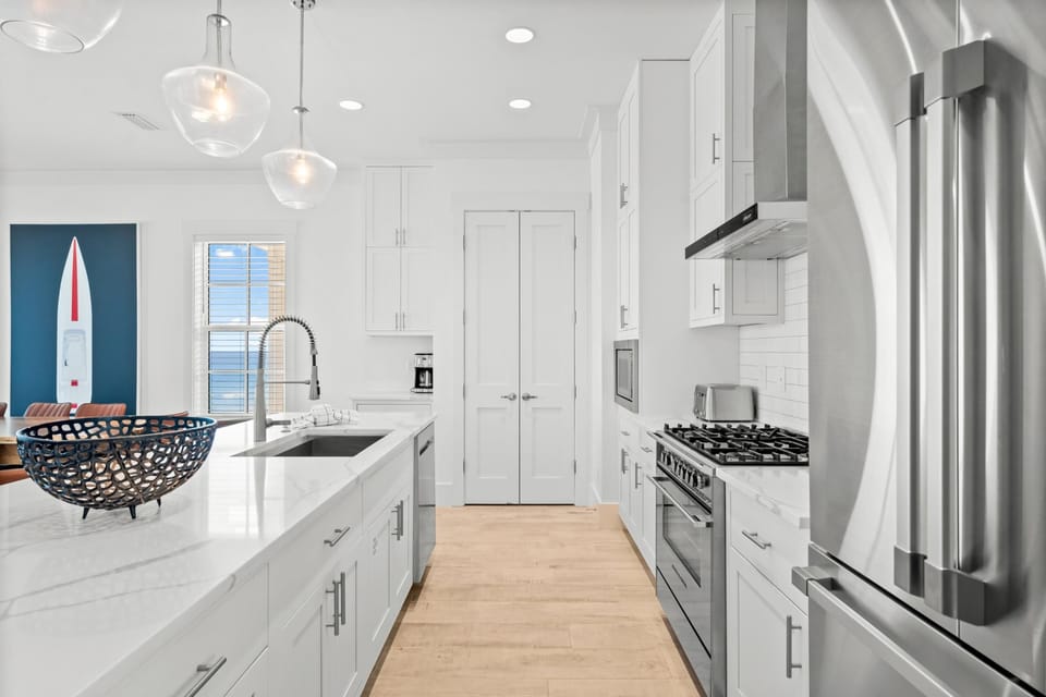 House, 5 Bedrooms, Private Pool, Ocean View | Private kitchen | Full-size fridge, microwave, oven, stovetop