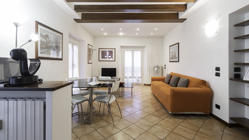 Apartment (1 Bedroom) | Interior