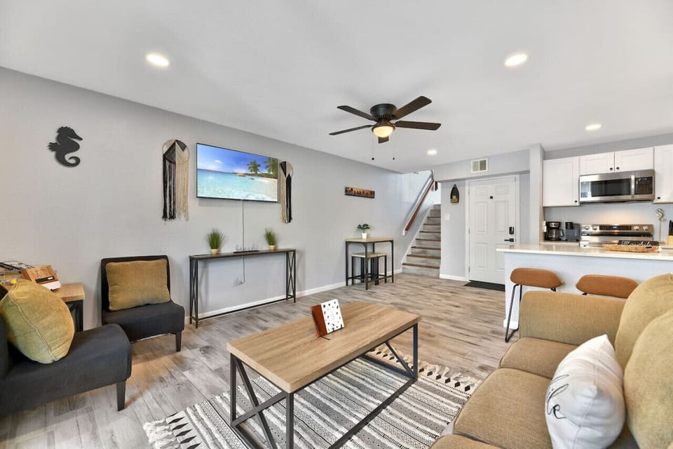 Relax and Stay Awhile | Ideal for families or business travelers