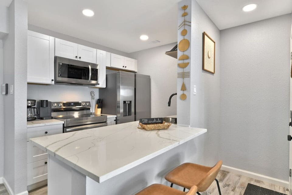 Fully equipped kitchen for cooking and dining