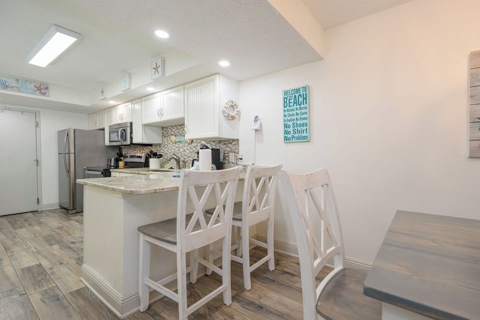 Ocean House 2202-16