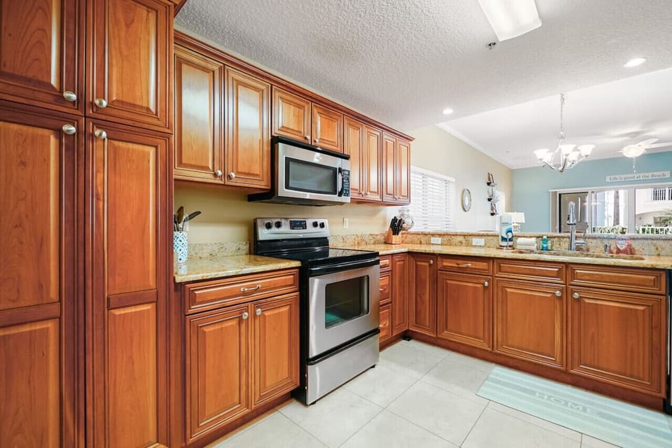 Discover the joy of a fully stocked kitchen for your culinary adventures
