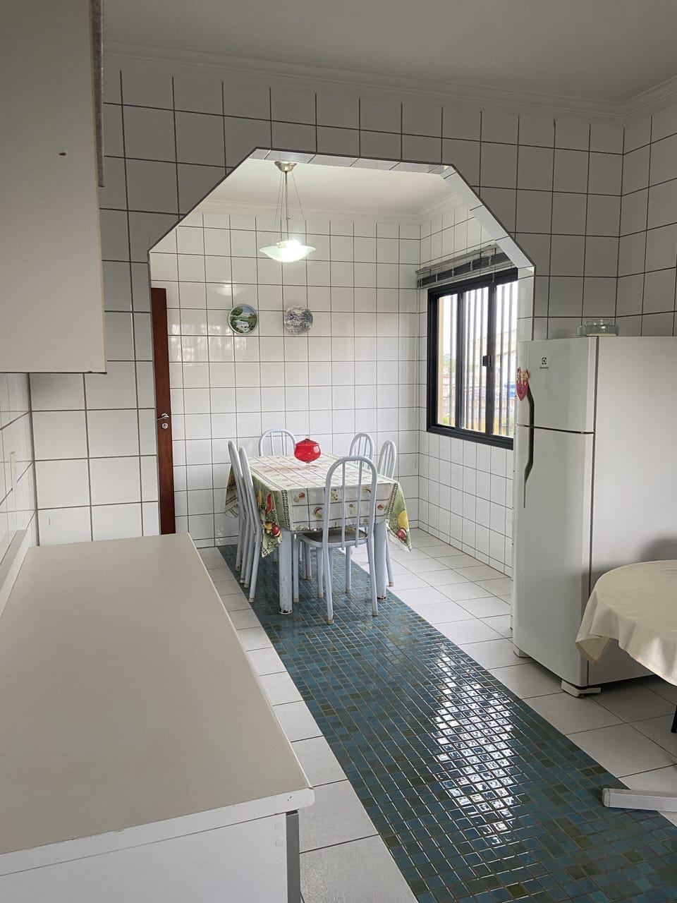 Classic Apartment | Private kitchen | Fridge, microwave, cookware/dishes/utensils