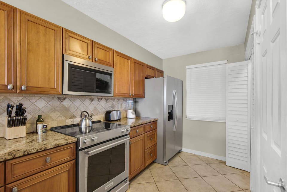 Fully equipped kitchen