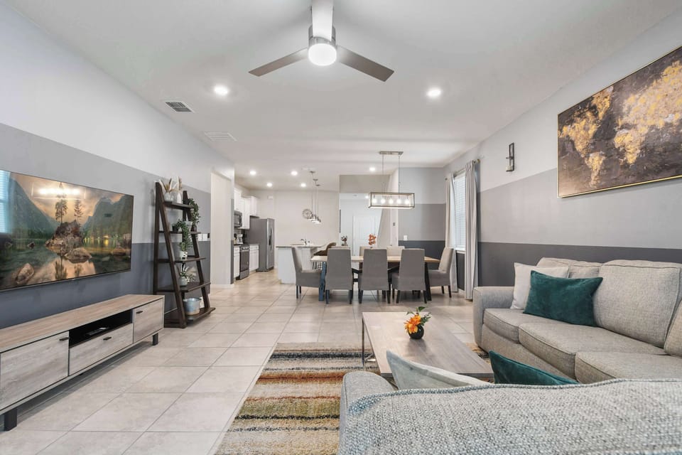 House, Multiple Beds, Pool Access, Pool View (7271OL Solterra) | Living area
