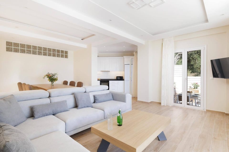 Villa Alena image