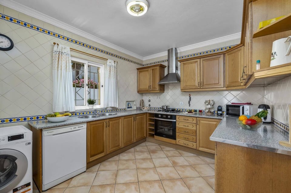 Villa Algarhb image