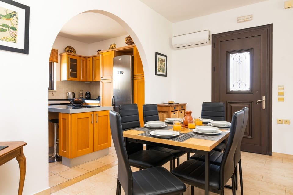Villa Alnika Acacia image