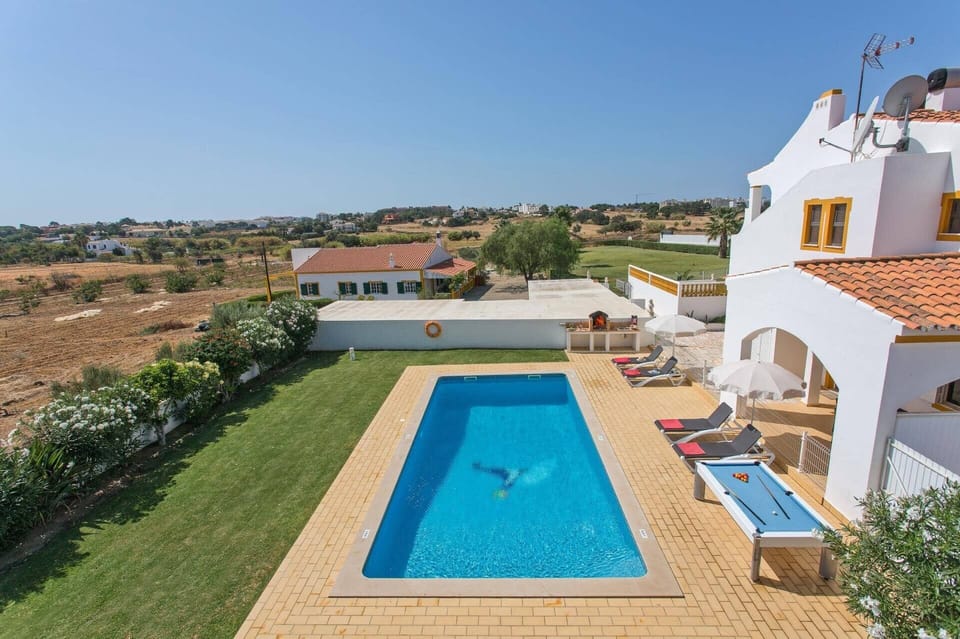 Villa Carlos image