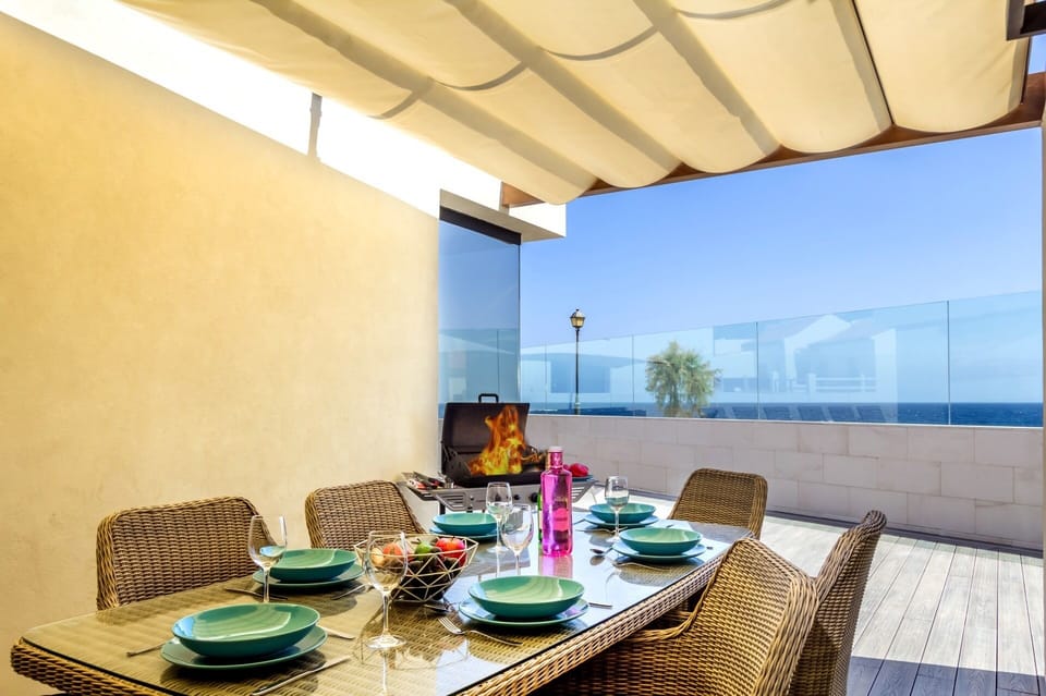 Villa Del Mar image