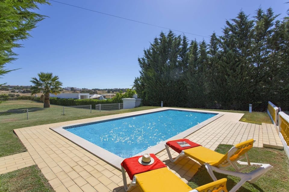 Villa Lurdes image