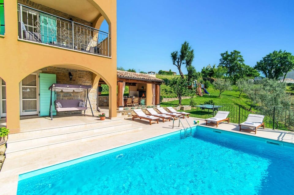 Villa Zora image
