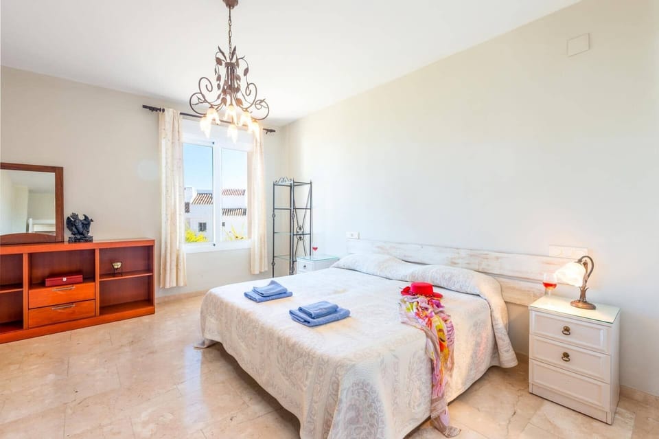 Villa Mirasol image