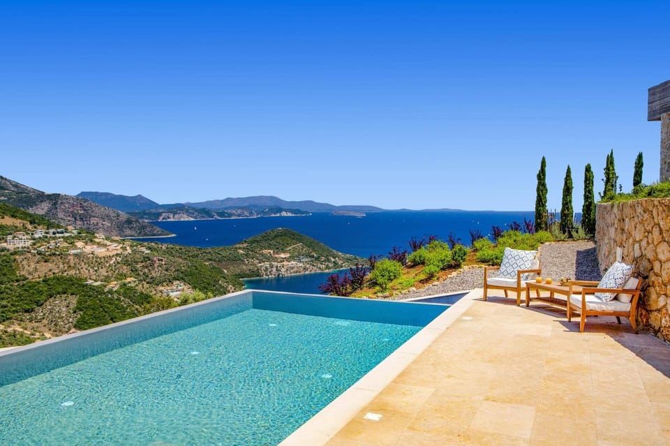 Villa Lavender Bloom image