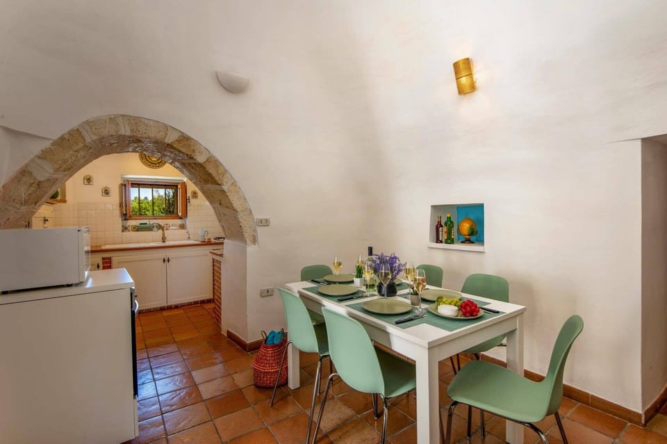 Villa Trullo Lumise image