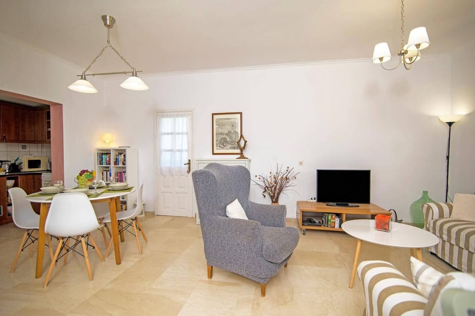Villa Mistral Cottage image