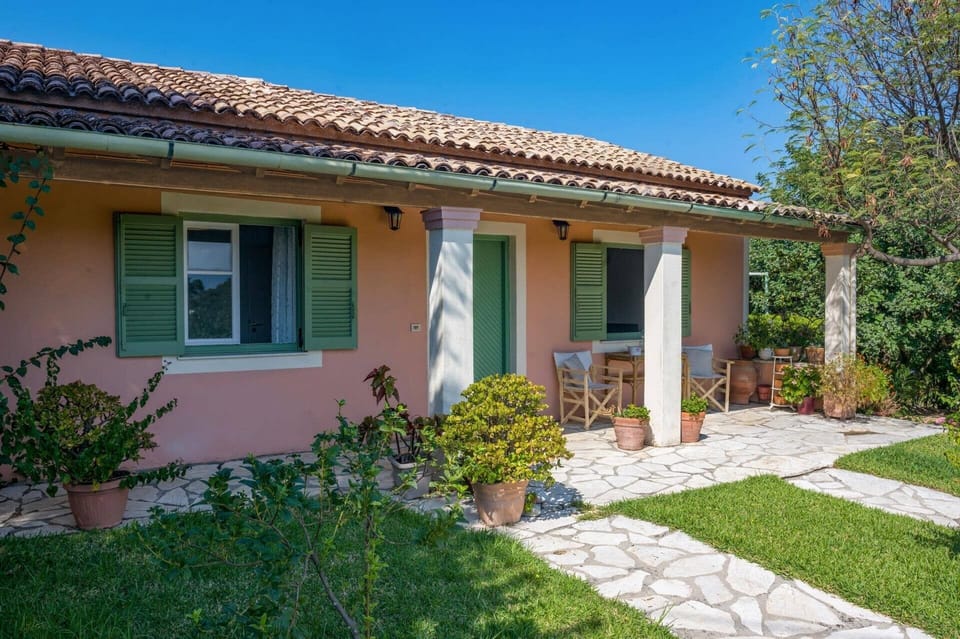 Villa Mistral Cottage image