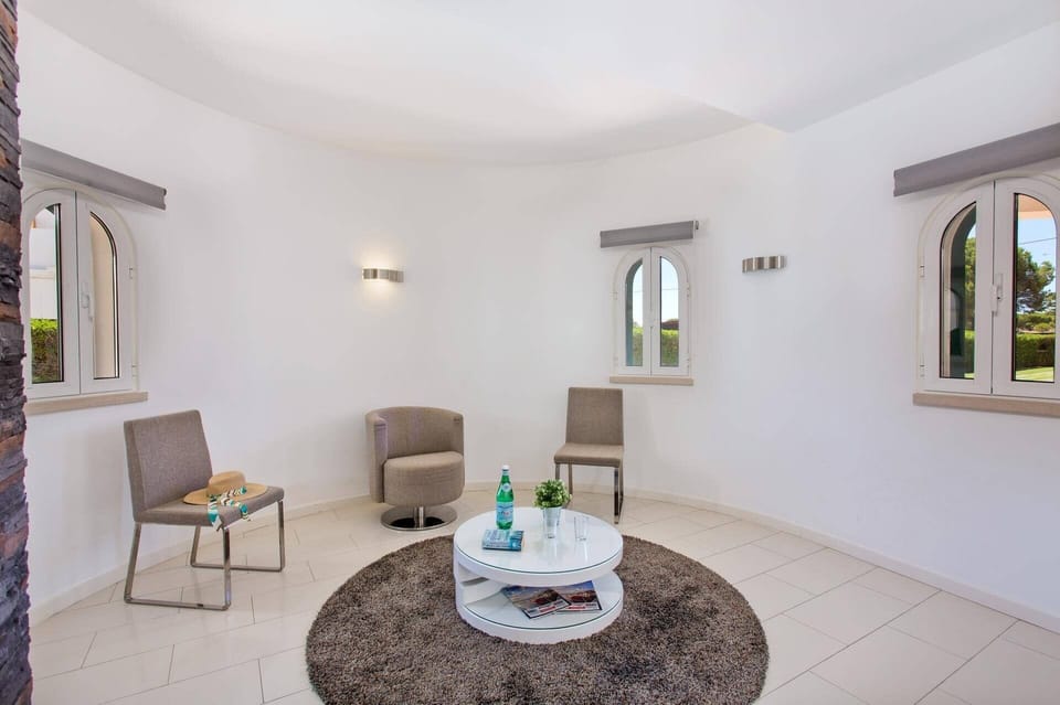 Villa Sandra image