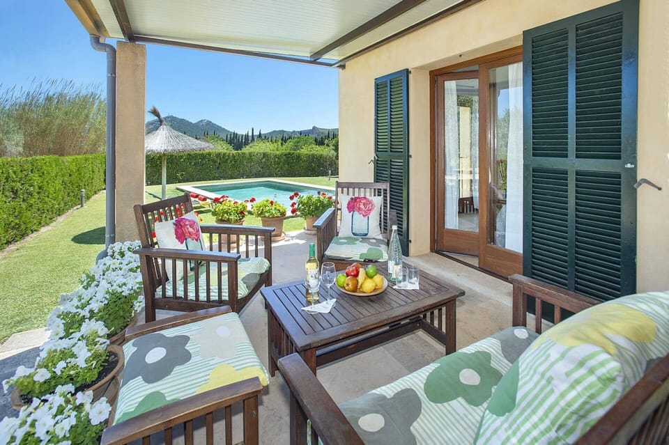 Villa Figueral image
