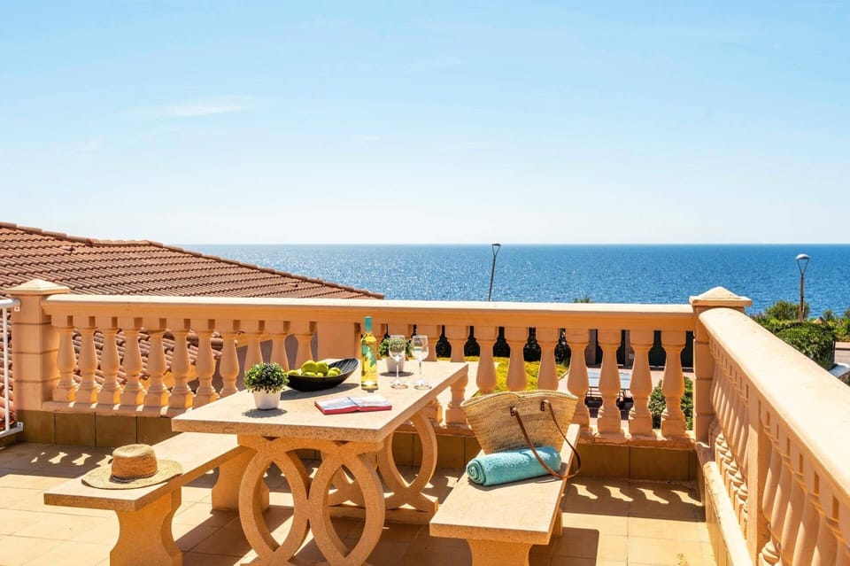 Villa Mediterraneum image
