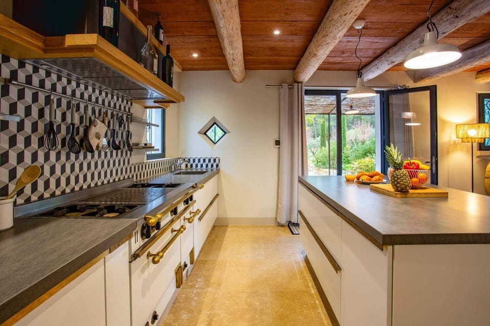 Villa Les Alpilles image