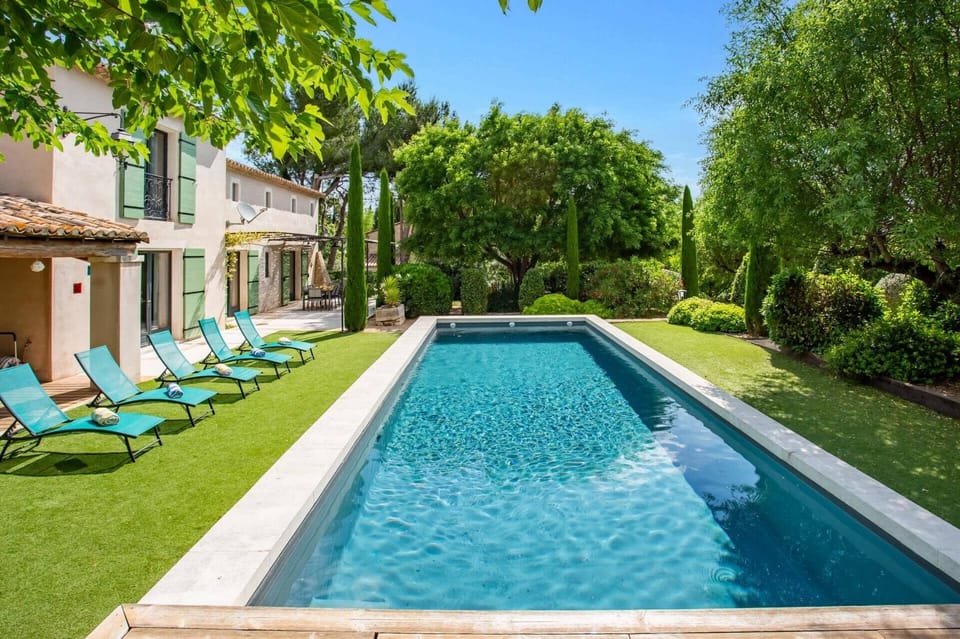 Villa Les Alpilles image