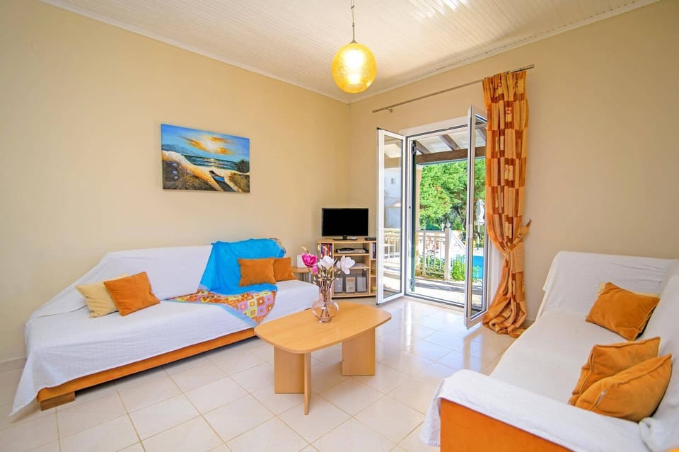 Villa Maria's Beach House image