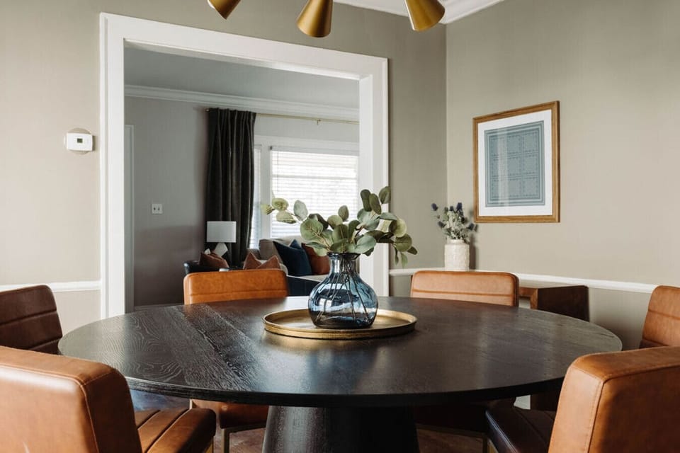 Savor your meals in this dining set for 6 guests