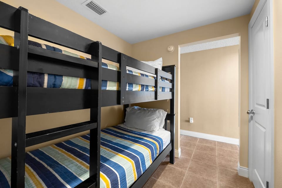 Hallway Bunk Beds • Perfect for Kids • Sleeps 4 Comfortably
