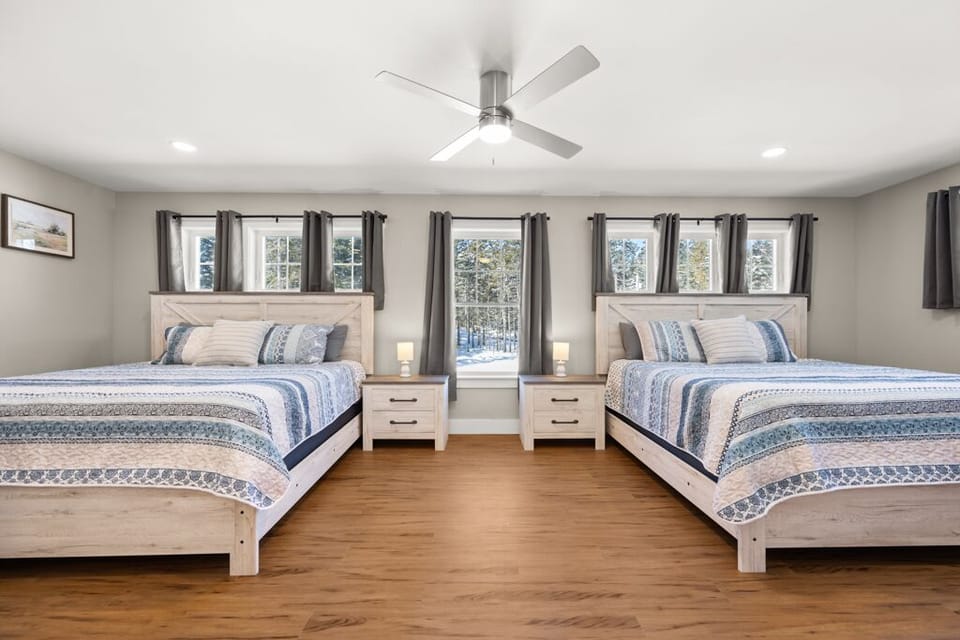 master bedroom two kings