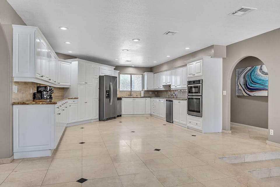 Grand Villa | Private kitchen | Full-size fridge, microwave, stovetop, dishwasher