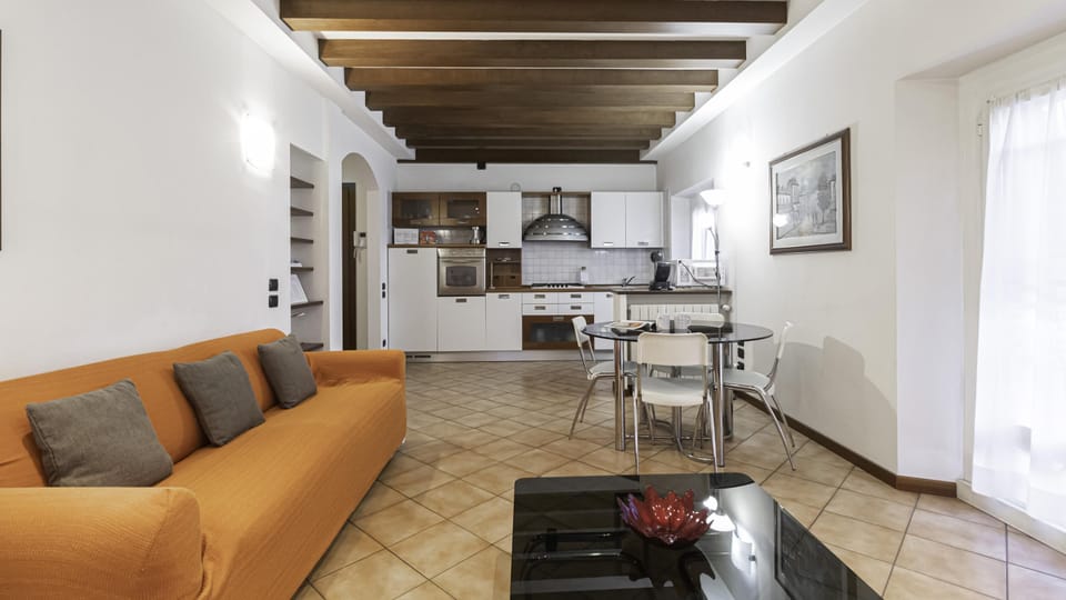 House | 1 bedroom