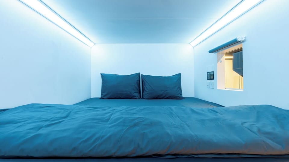 Sky Double | Soundproofing, free WiFi, bed sheets