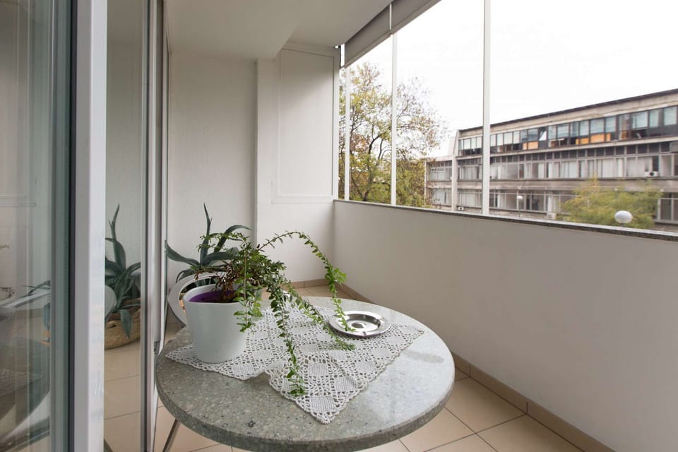 Terrace with table and chairs
